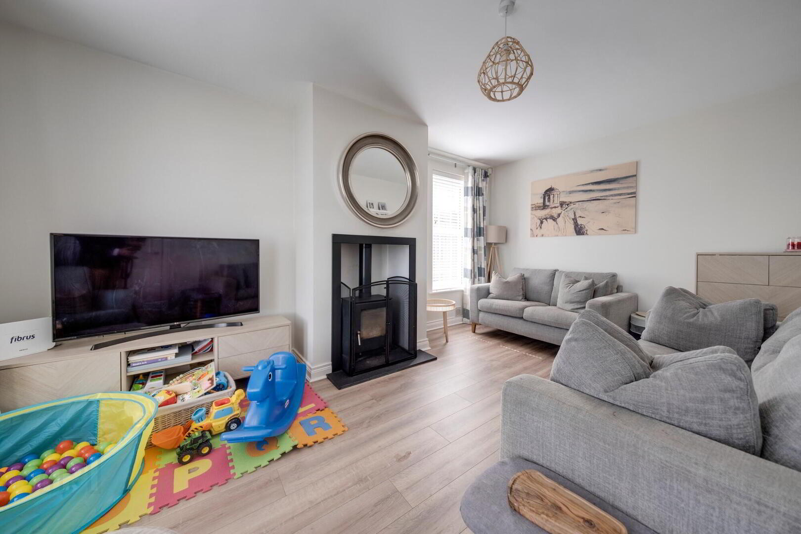 44 Farm Lodge Lane 5 of 23