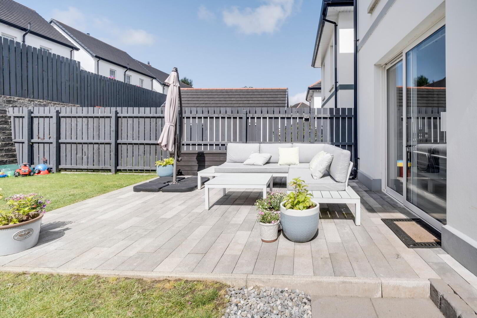 44 Farm Lodge Lane 20 of 23