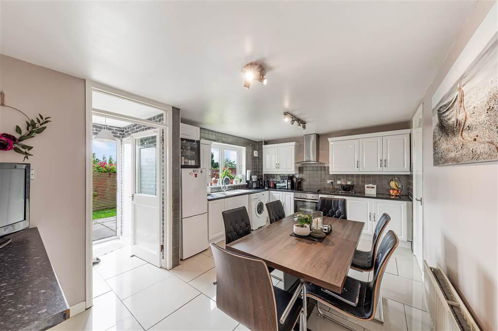 1 Glendowan Grove 6 of 19