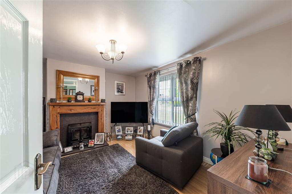 1 Glendowan Grove 3 of 19