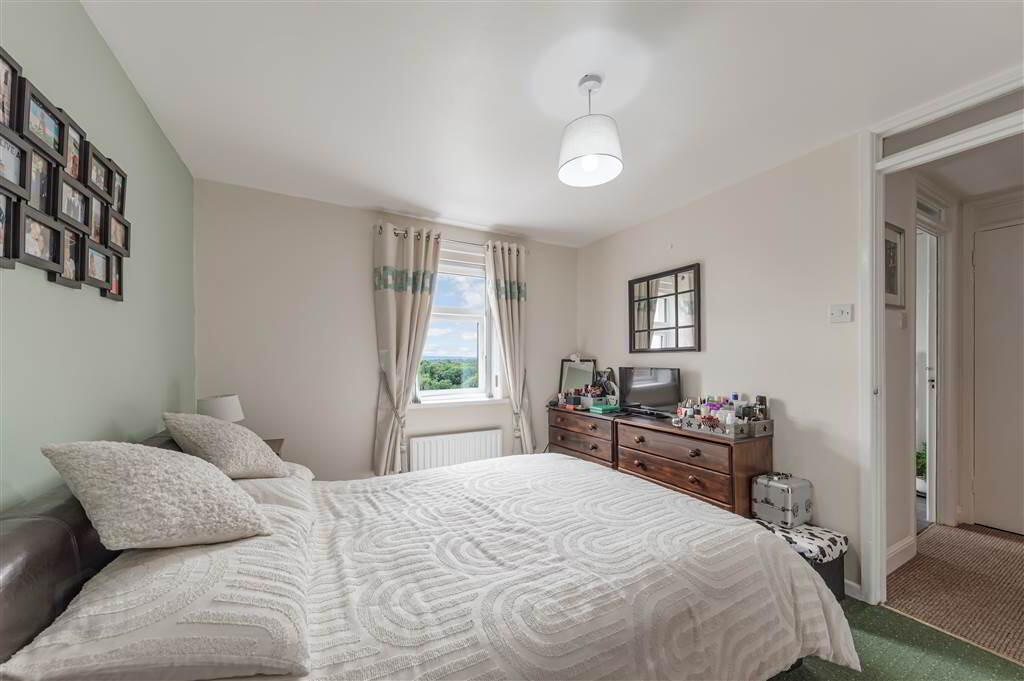 1 Glendowan Grove 12 of 19