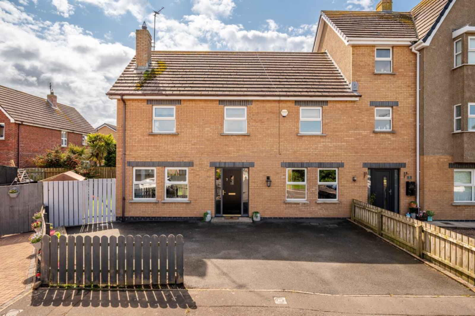 7 Copeland Square 1 of 18