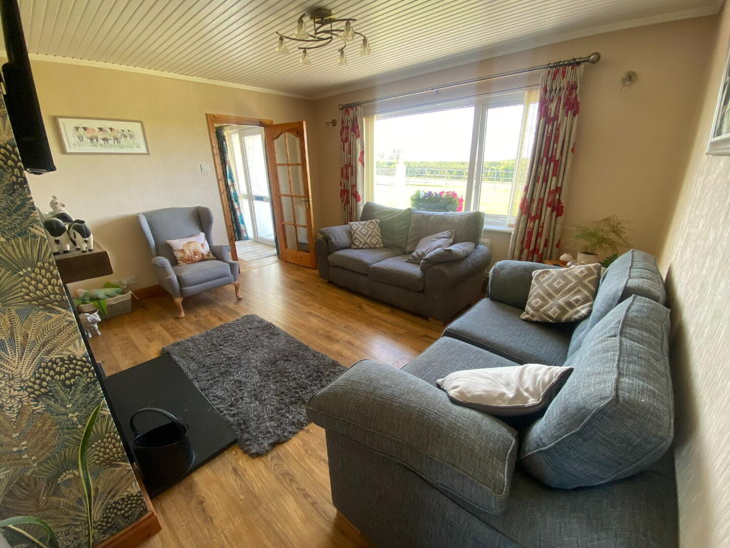 4 Moss Road 16 of 27