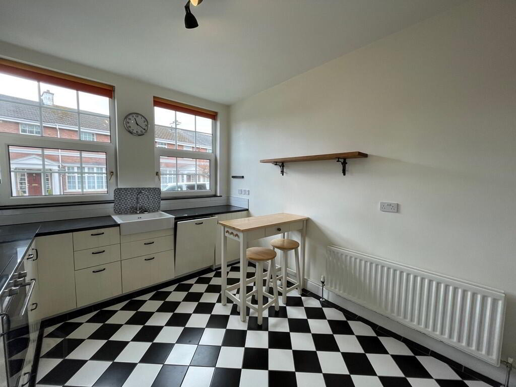38 Thornhill Malone, Belfast 4 of 14