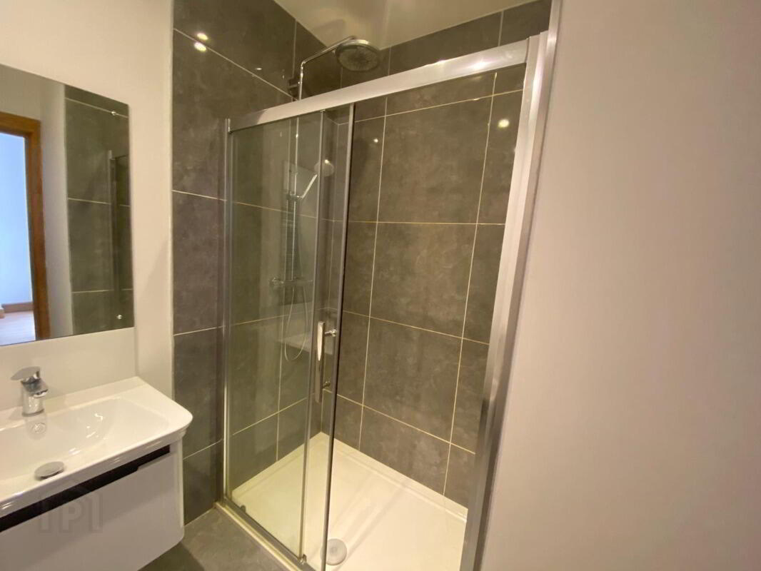 Apartment 1 6 Sans Souci Park 9 of 11
