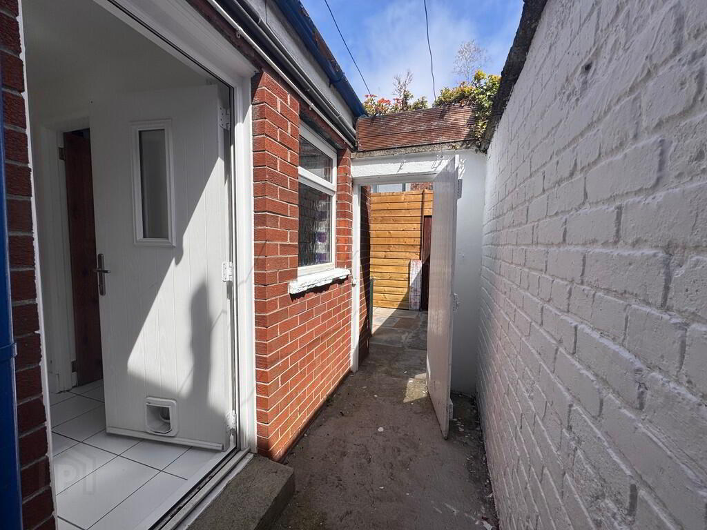 11 Olympia Drive 17 of 18