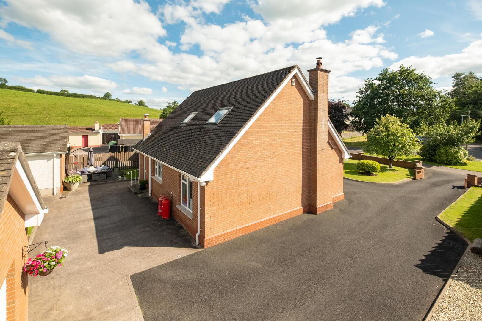 2 Station Brae 37 of 39