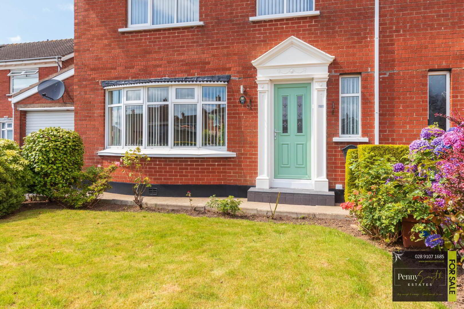 16 Albany Road 3 of 36