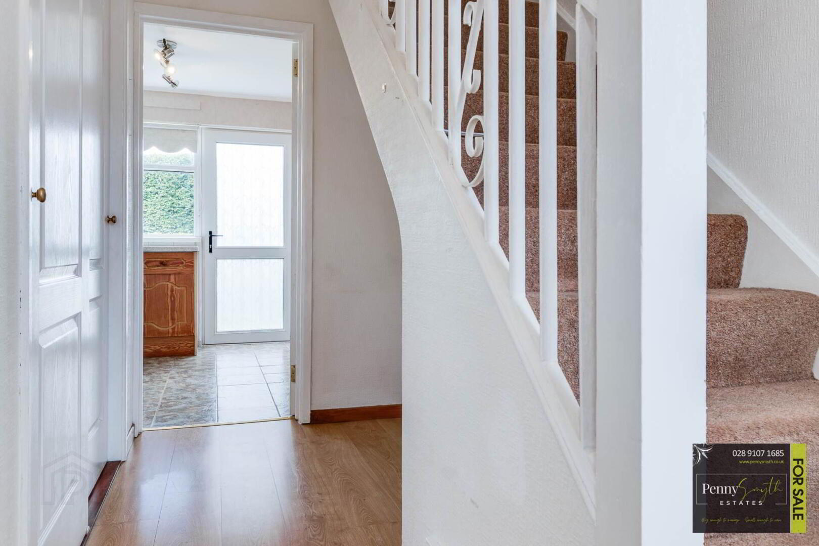 16 Albany Road 4 of 36