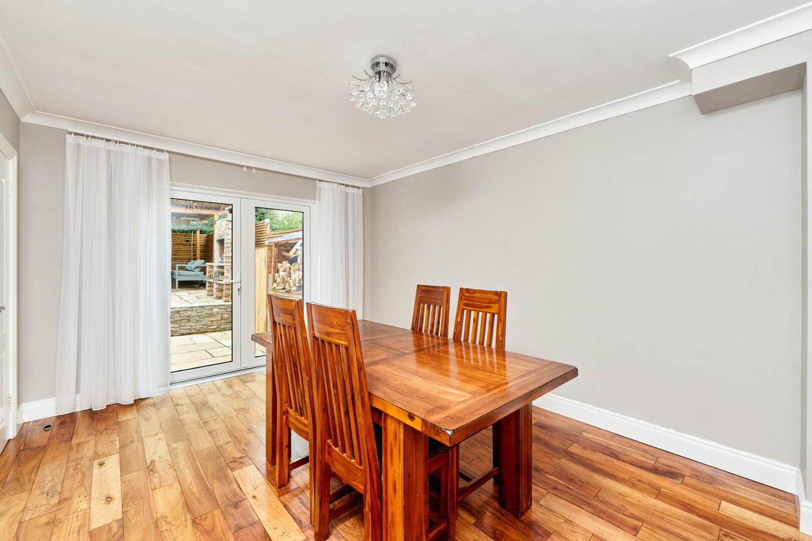 149 Millbrook 5 of 25