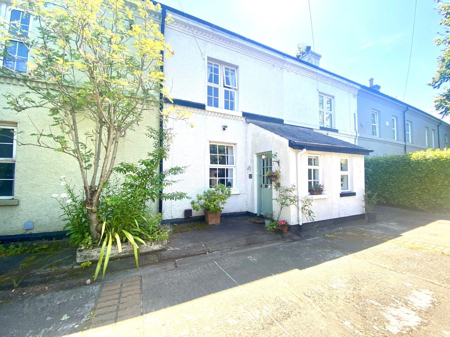 property description image