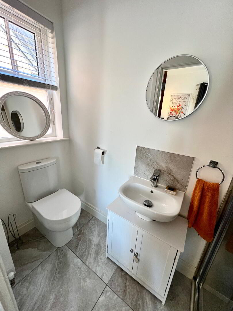 33 Beechhill View 27 of 42