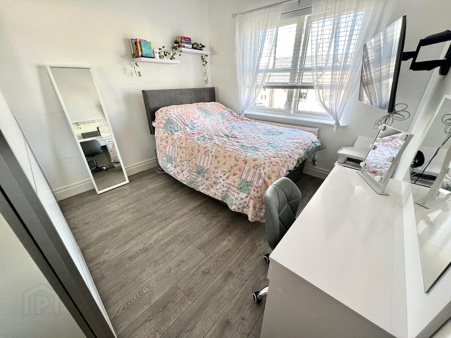 33 Beechhill View 29 of 42