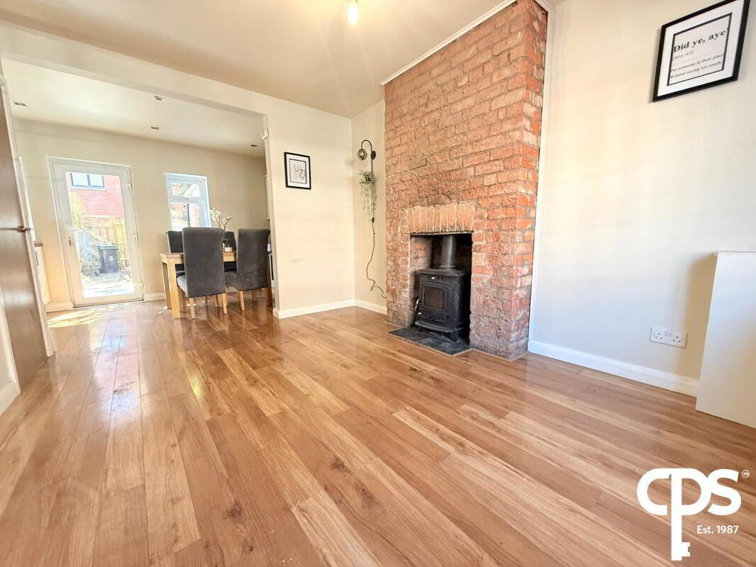 6 Moonstone Street 2 of 10