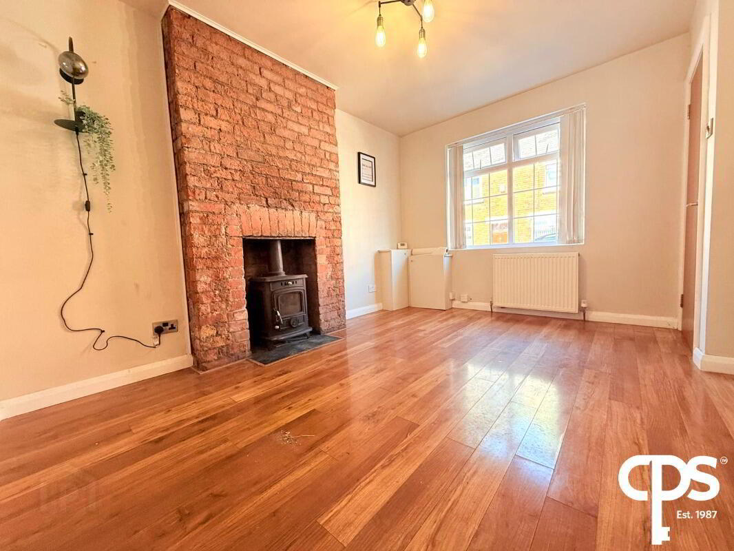 6 Moonstone Street 3 of 10