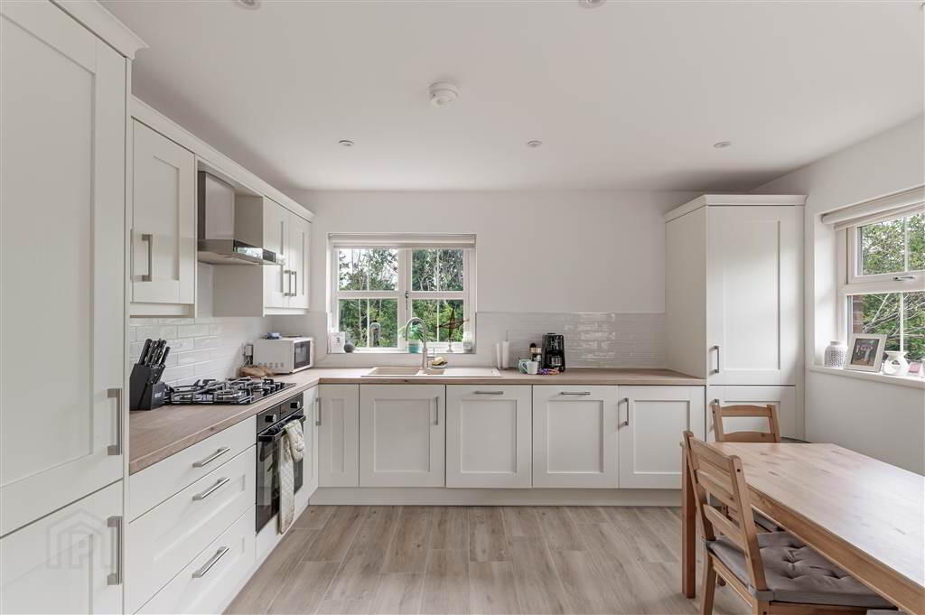 109 Upper Dunmurry Lane 5 of 11