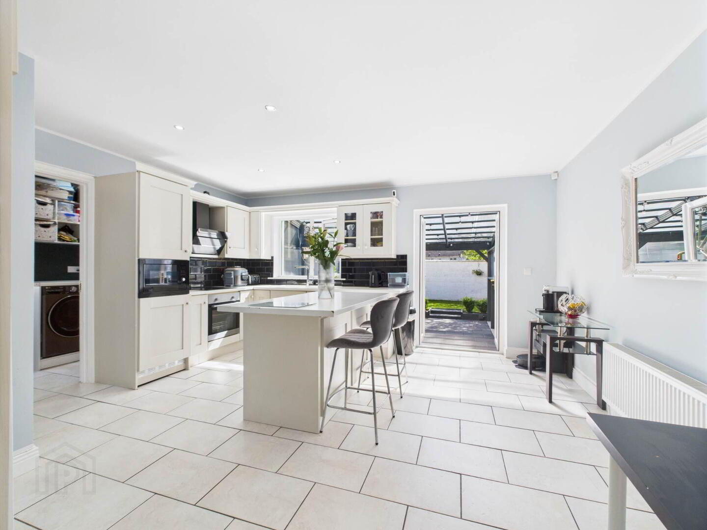 5 Beline Close 8 of 26