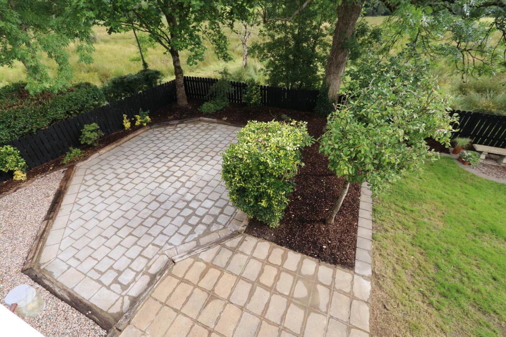 property description image