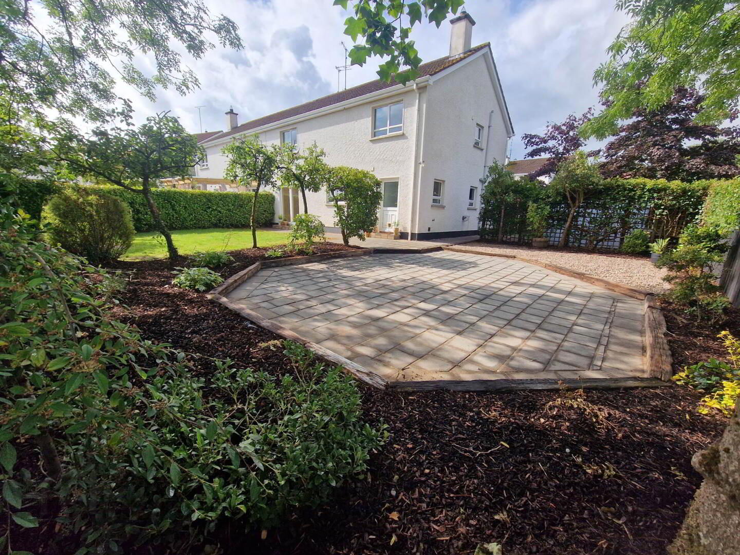 18 Edfield Park 22 of 29
