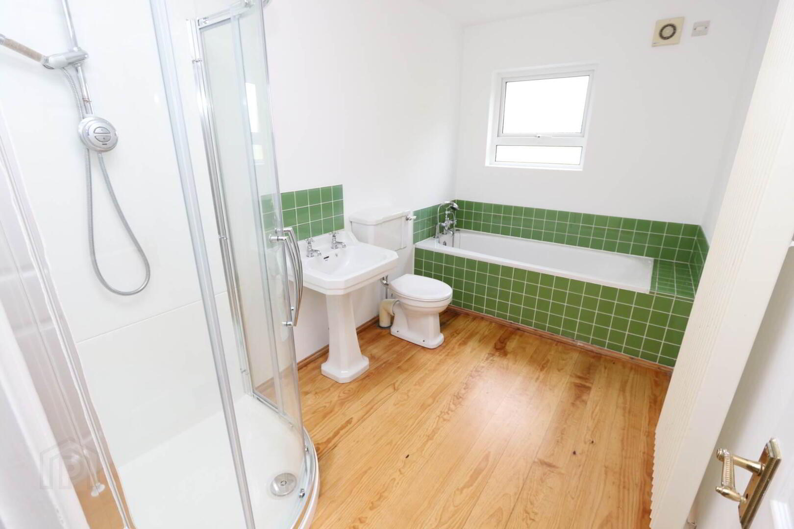 18 Edfield Park 17 of 29