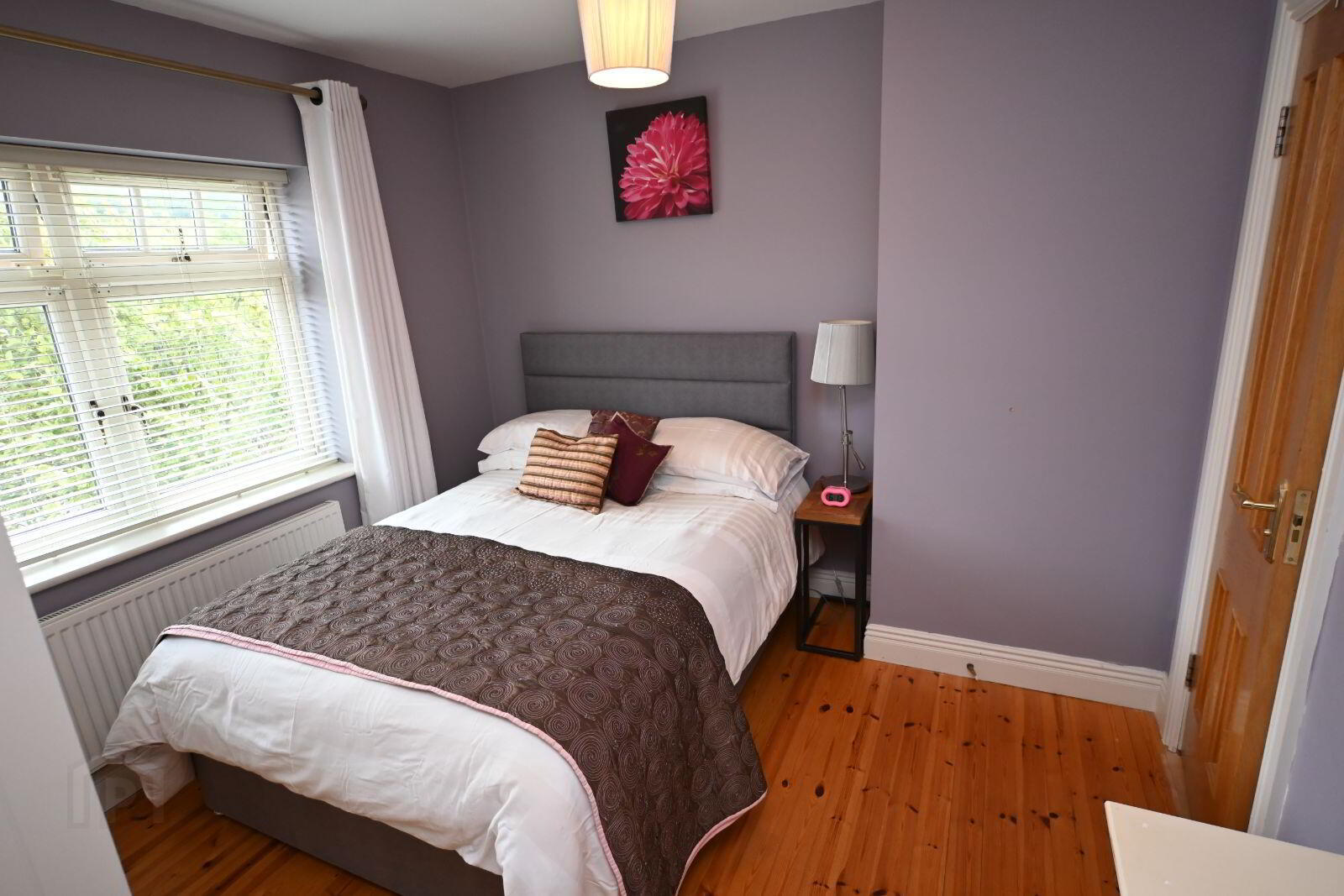 15 Rosebay Drive 14 of 25