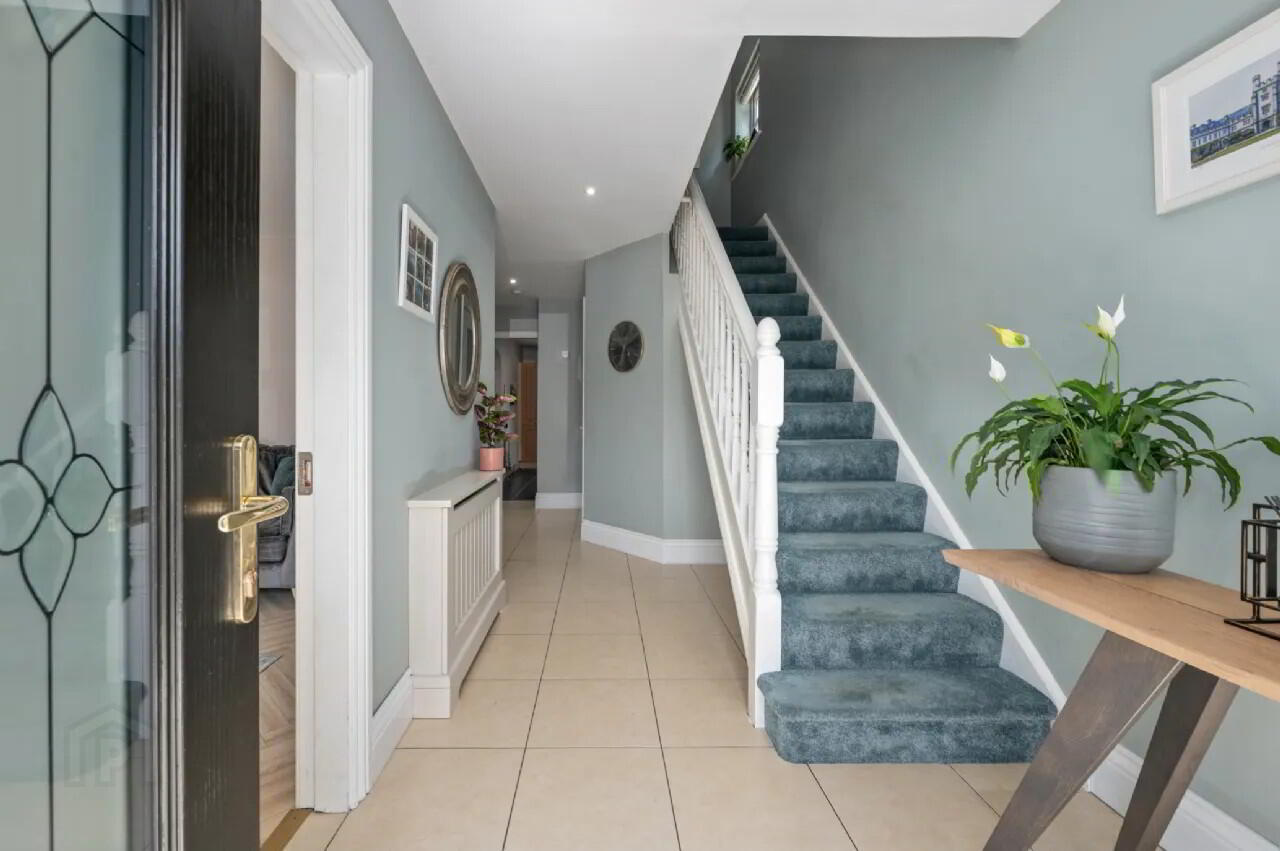 219 Fernwood 2 of 21
