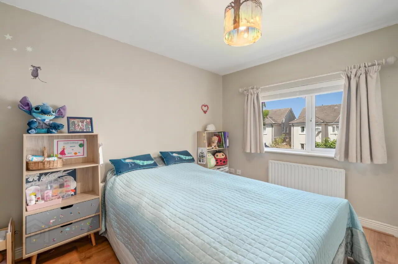 219 Fernwood 13 of 21