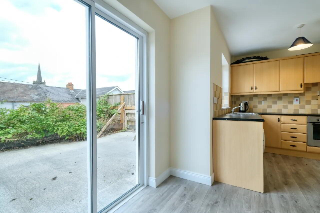 2 Camlin Mews 6 of 13
