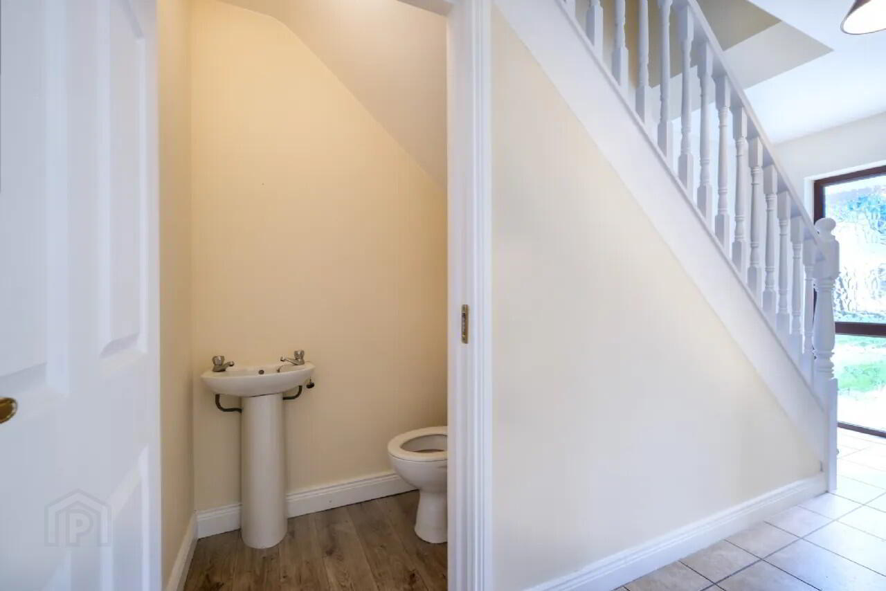2 Camlin Mews 7 of 13