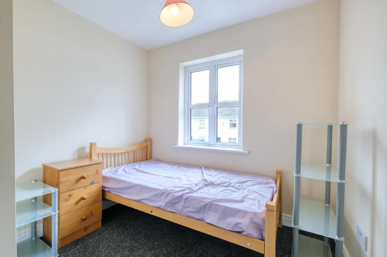 2 Camlin Mews 11 of 13