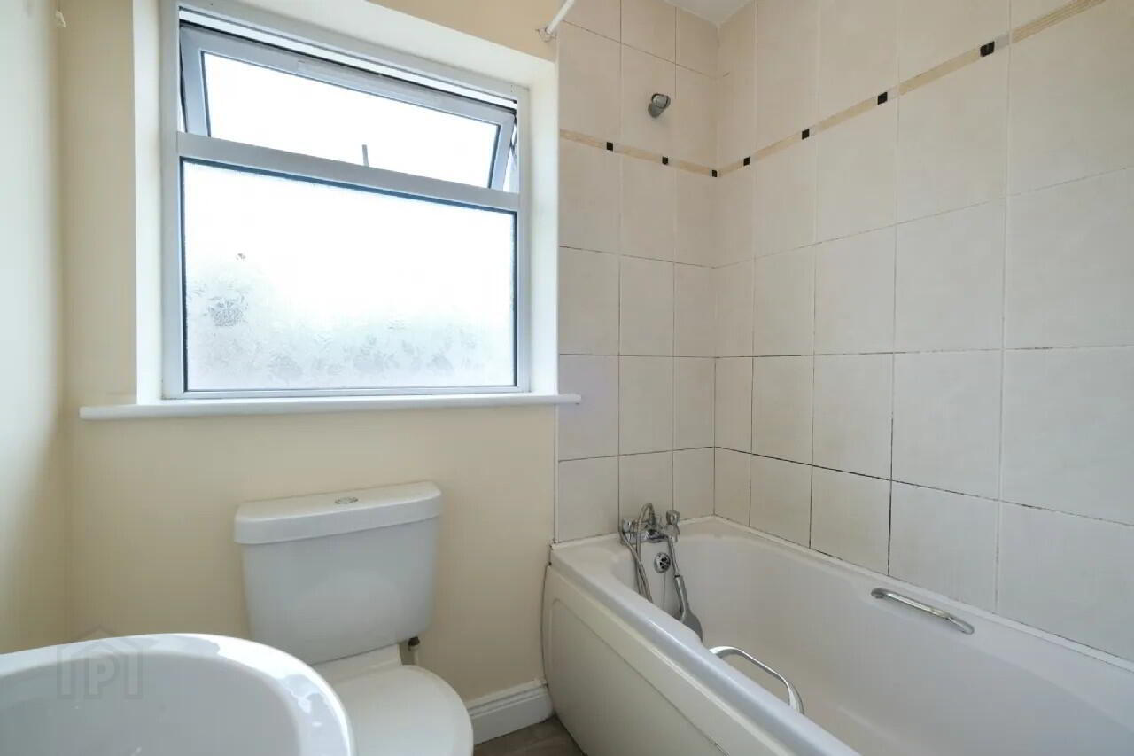 2 Camlin Mews 12 of 13
