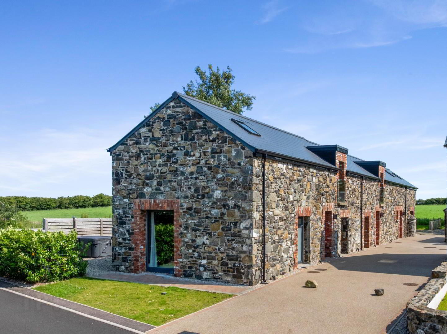 1 Corrstown Lane 50 of 56