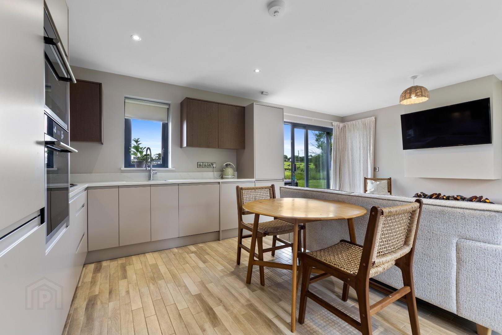 The Byre, 5 Corrstown Lane 6 of 62