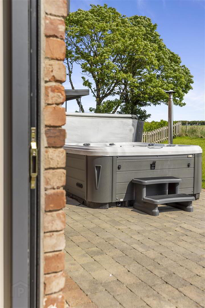 The Byre, 5 Corrstown Lane 17 of 62