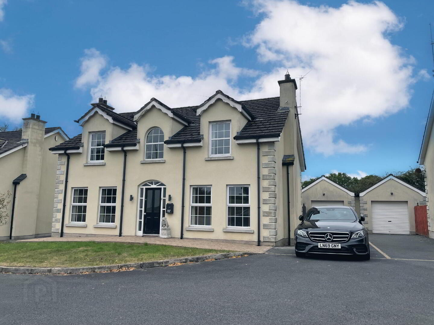 174b Saintfield Road 1 of 15