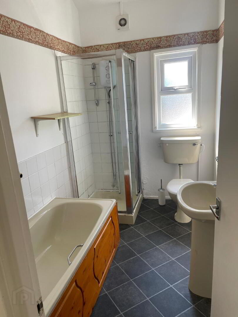 Flat 3, 21 Rugby Road 6 of 8