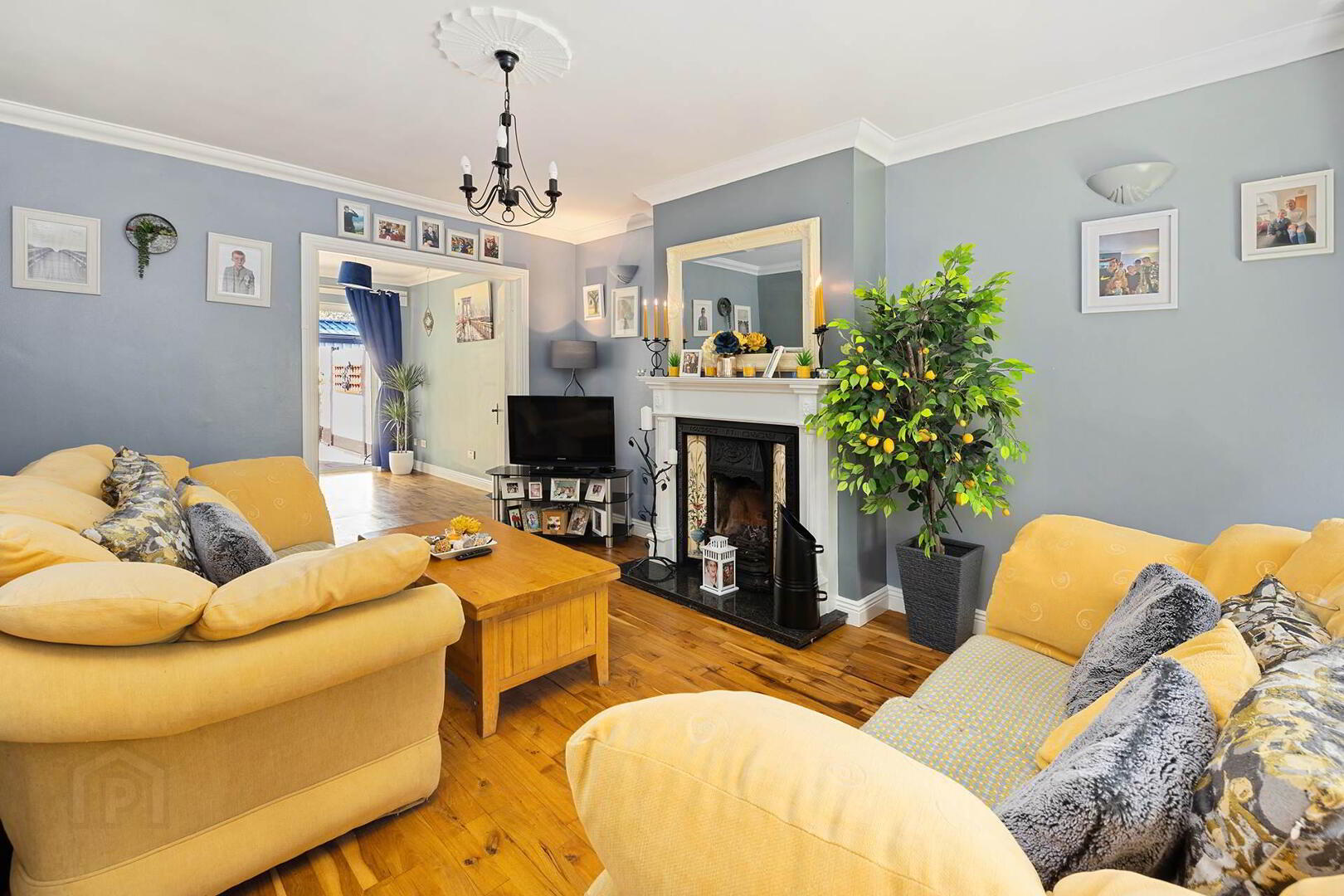 18 Priory Drive 8 of 30