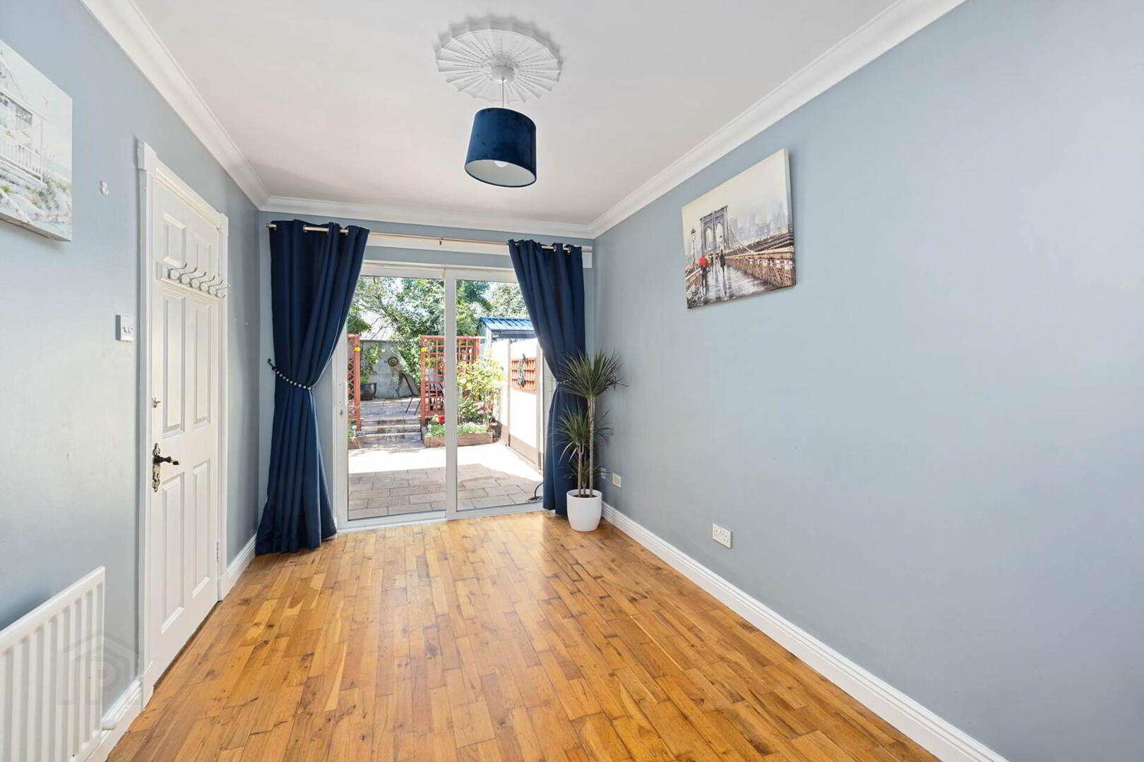 18 Priory Drive 5 of 30