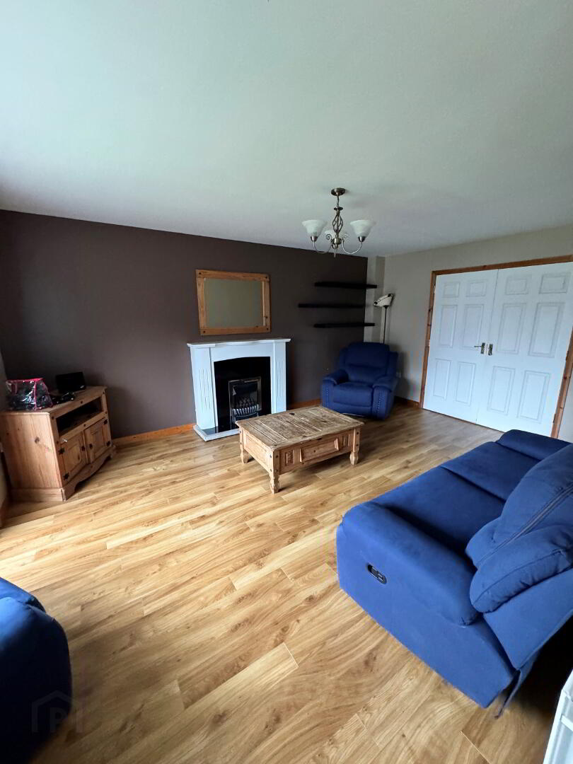 4 Woodvale 4 of 11
