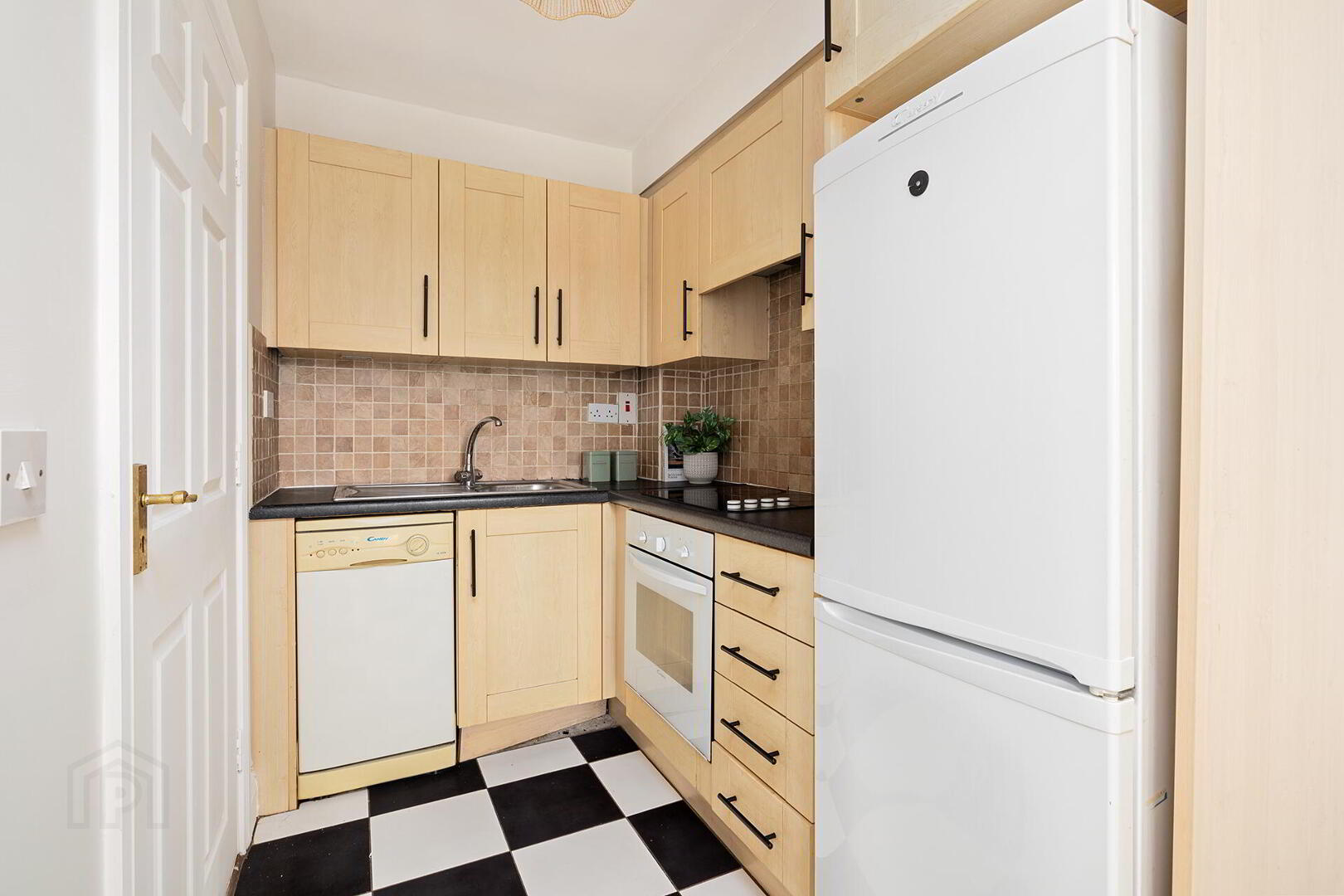 133 Shawbridge 7 of 19