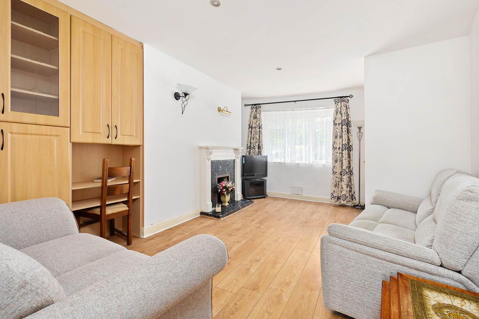1 Sarsfield Terrace 4 of 18