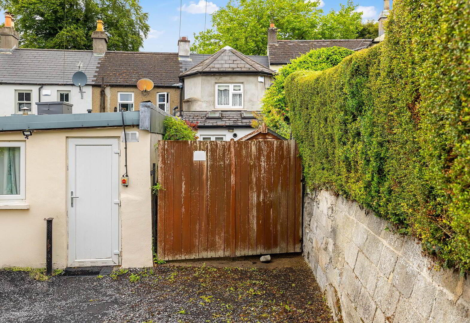 1 Sarsfield Terrace 17 of 18
