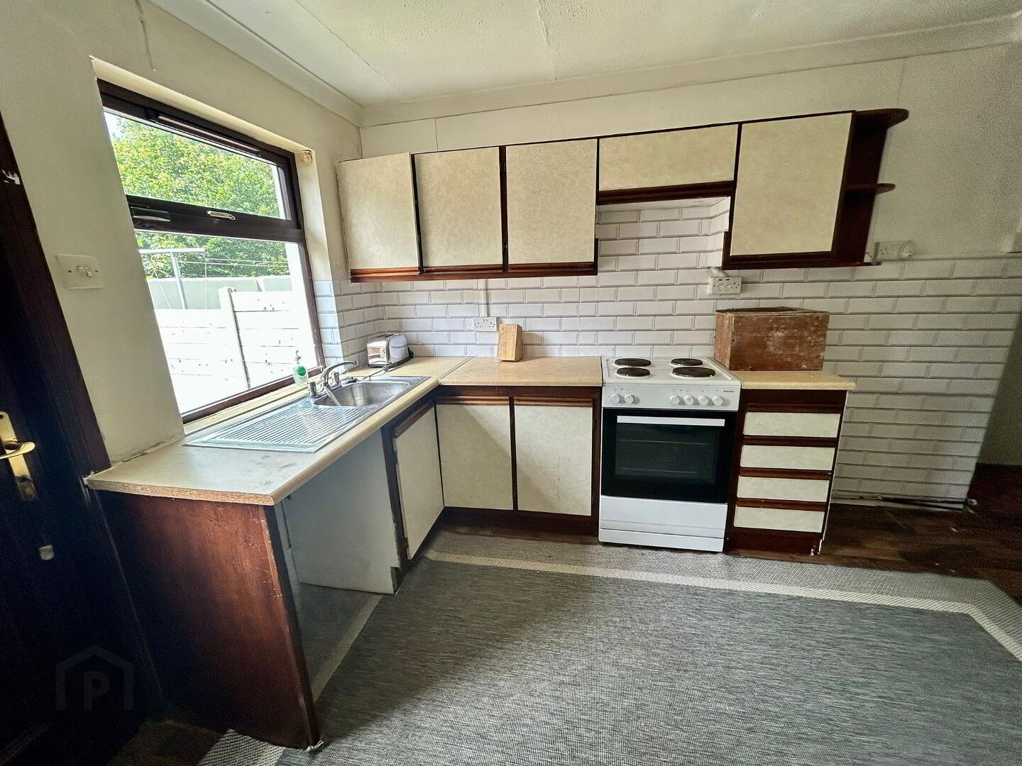 2 Rockmount Terrace 6 of 15