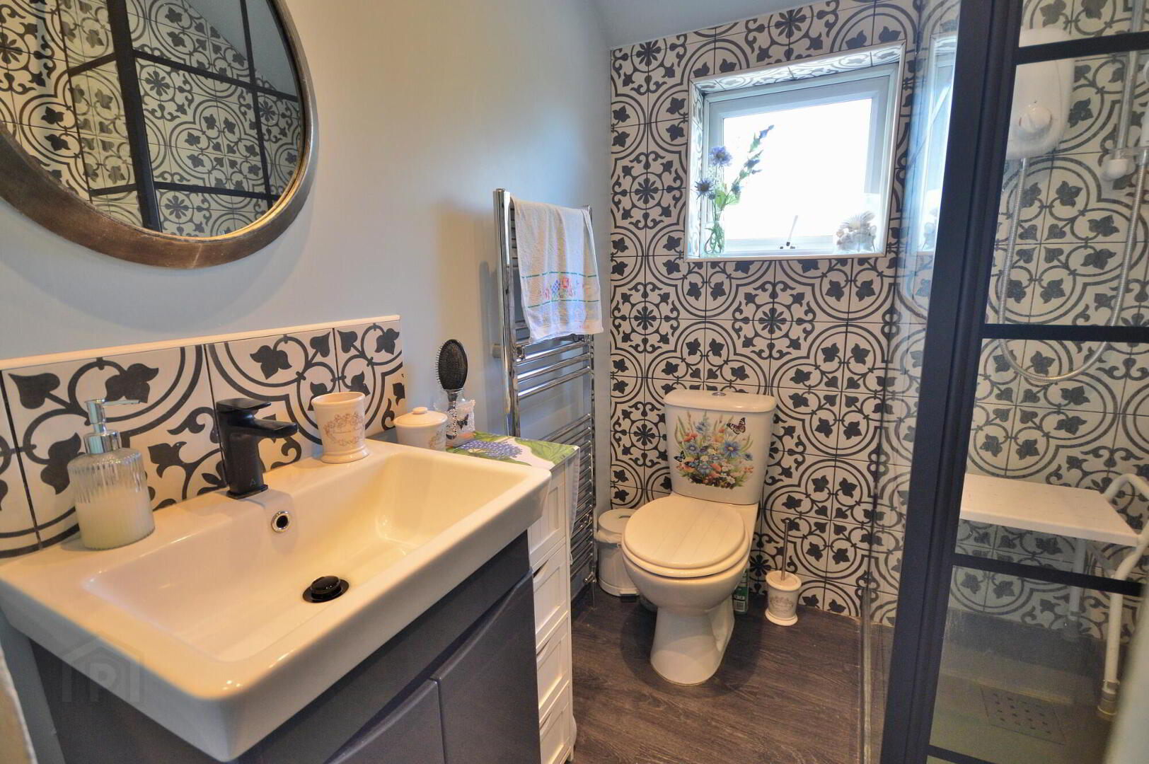 32 Meadowbank Avenue 11 of 21
