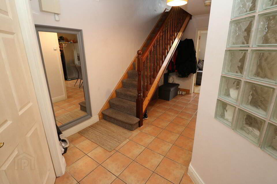 property description image