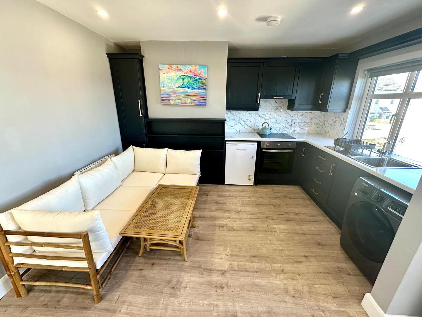 Apartment 3 Beach Apartments 7 of 12