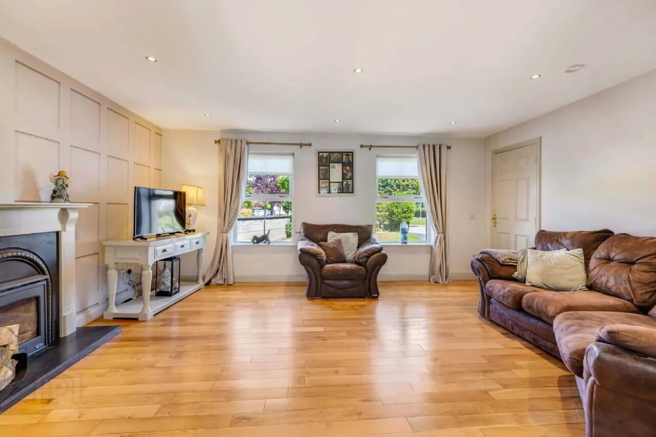 26 Moyview 7 of 45