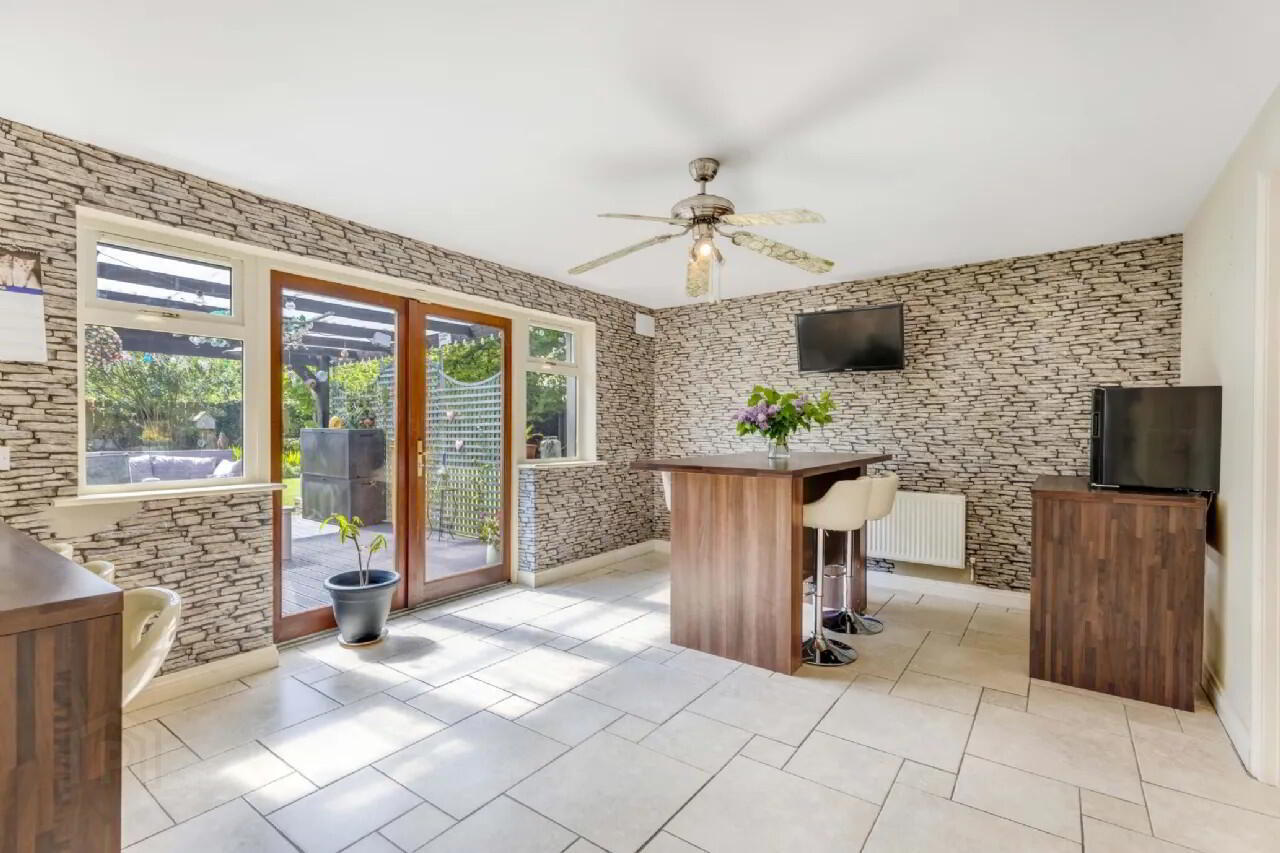 26 Moyview 12 of 45