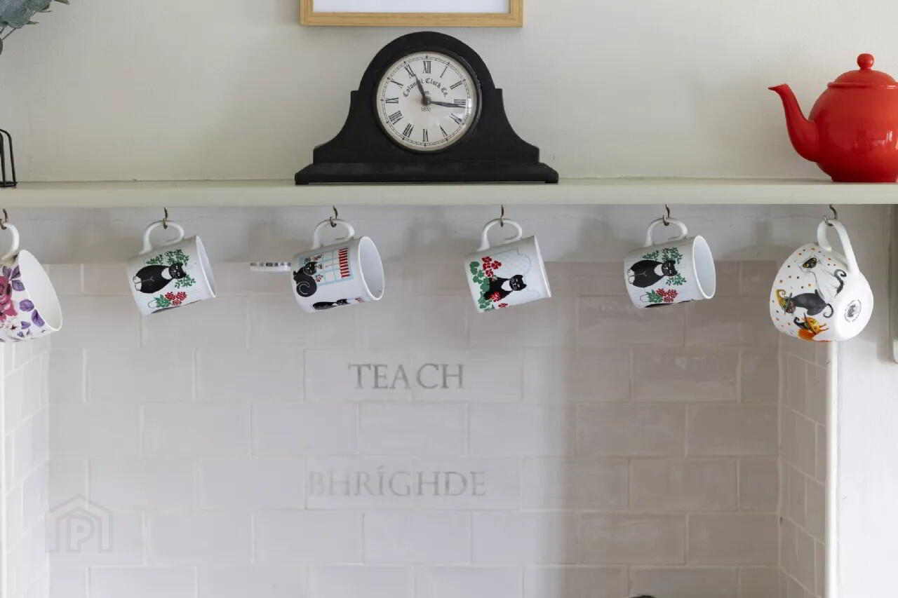 Teach Bhrighde 7 of 27