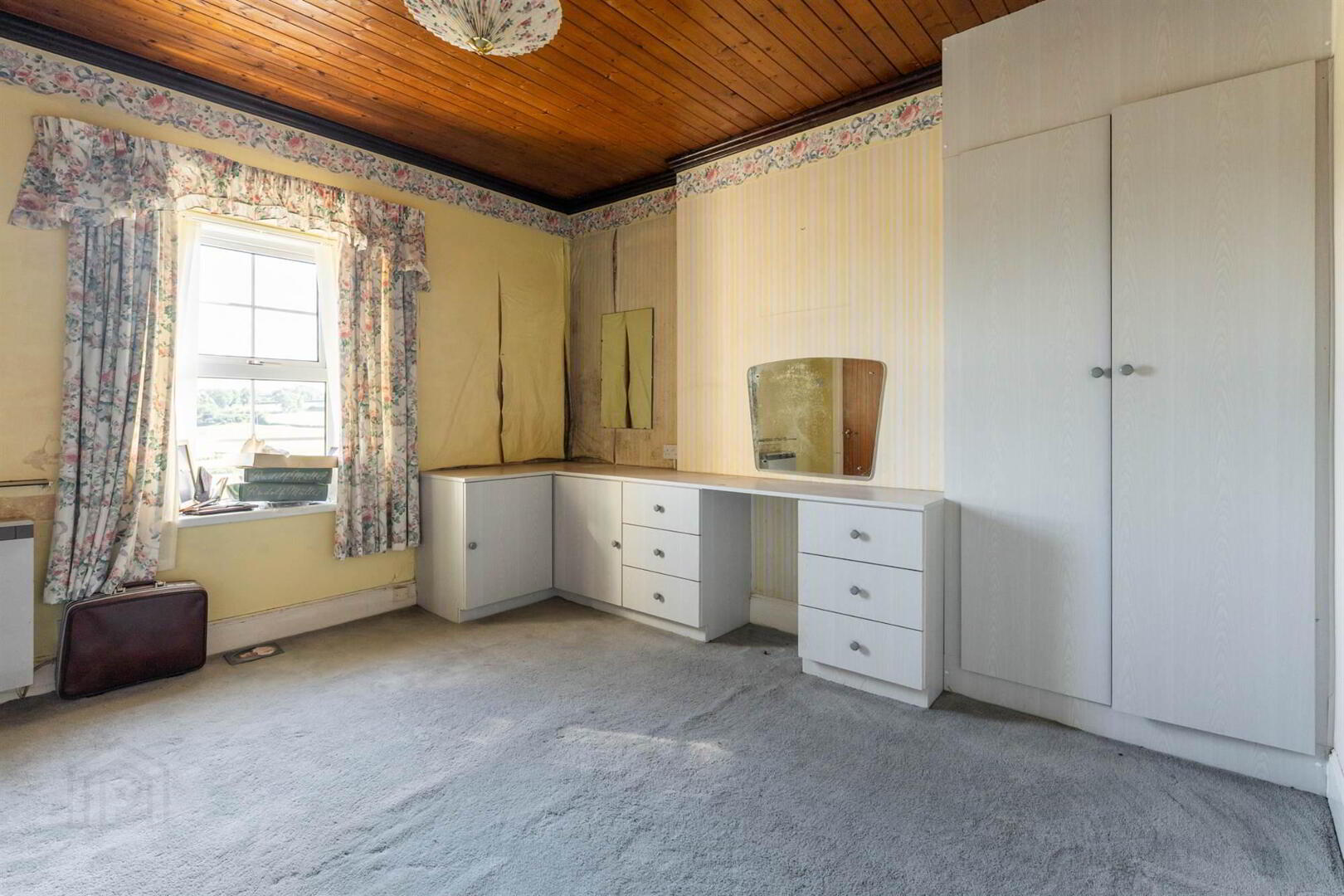 25 Hillhead Road 13 of 28